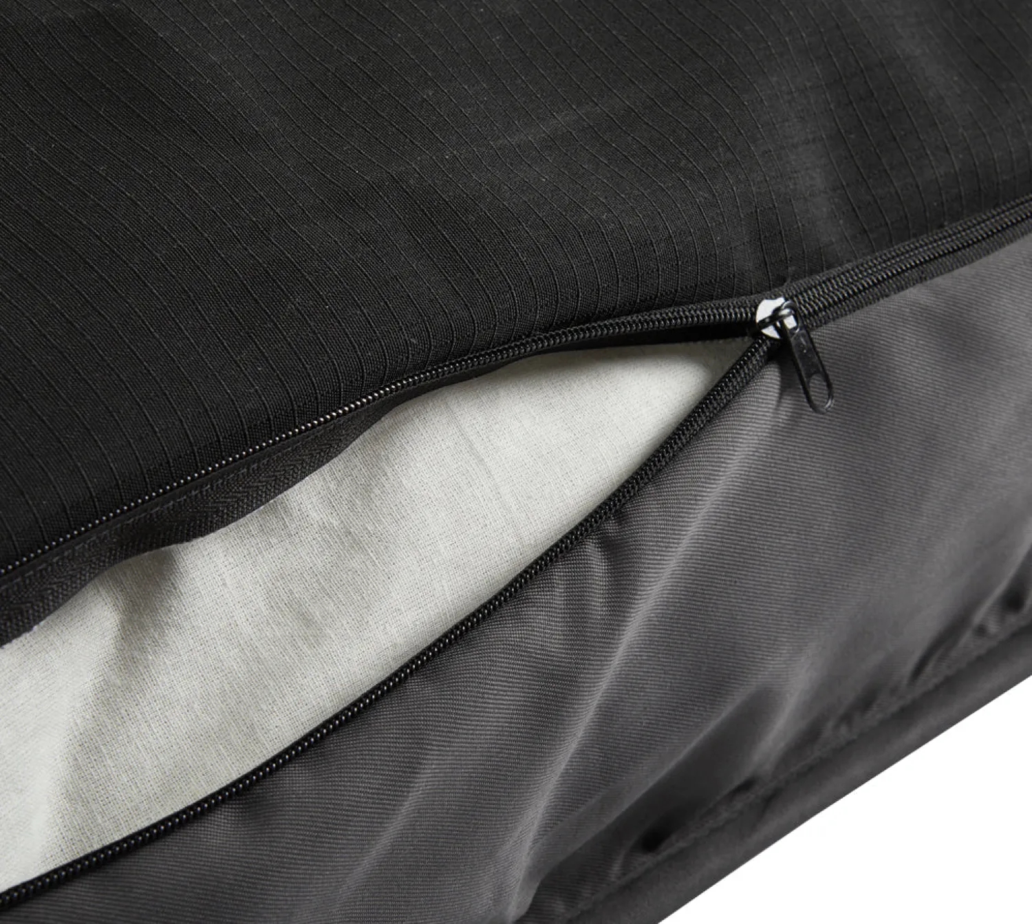 MS GUNGUN TEXTILES Dover Dog Barn Bed Cover- Dog Beds