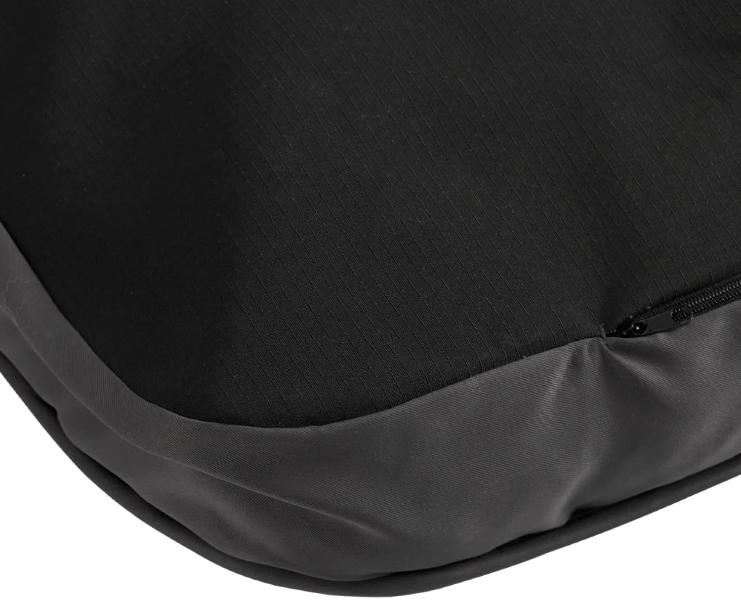 MS GUNGUN TEXTILES Dover Dog Barn Bed Cover- Dog Beds