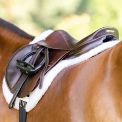 EQUIFIT ® Essential Hunter Pad- Close Contact Saddle Pads