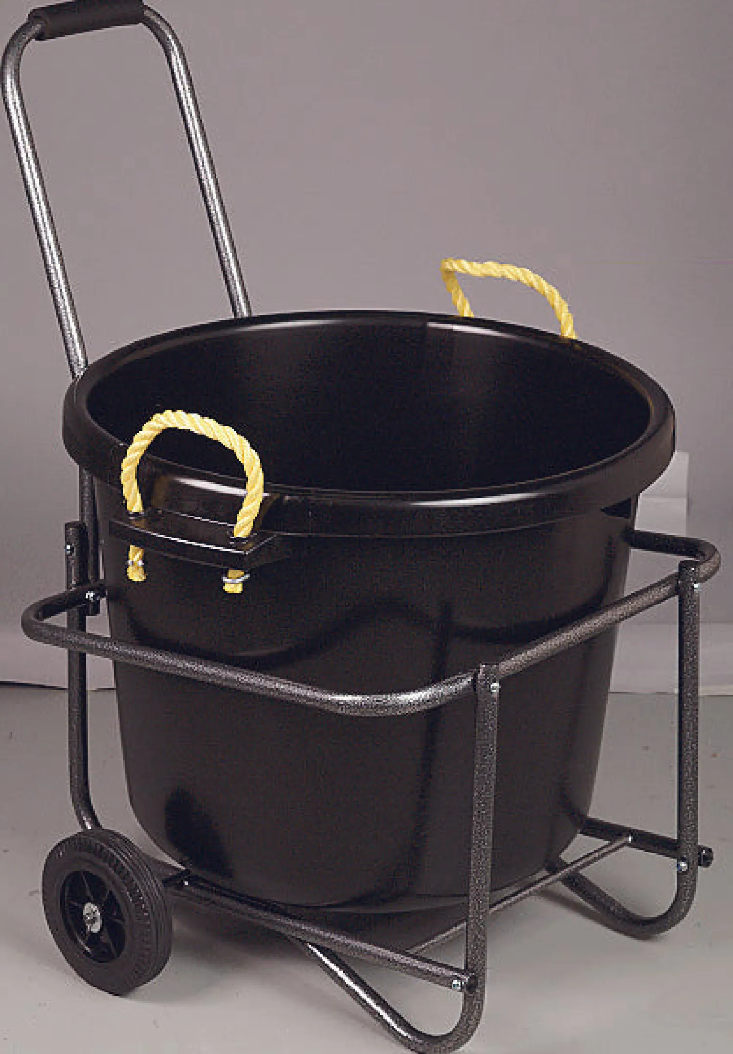 BRADLEY CALDWELL Fortiflex® 70-Quart Muck Bucket- Feed & Water Buckets