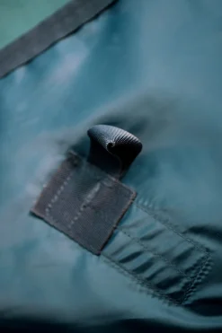 HORSEWARE ® Ireland Amigo® Ripstop 900D 200 Gram Standard Neck Turnout–Seasonal Color- Turnout Blankets