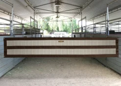 KENSINGTON ™ Aisle Guard with Adjustable Sides- Stable Hardware