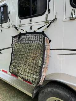 KENSINGTON ™ Slow Feed 4-Flake Hay Bag- Hay Bags, Nets & Racks|Stable Hardware