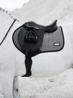 HORSE HEALTH TRADE LeMieux® Aspen Close Contact Saddle Pad- Close Contact Saddle Pads
